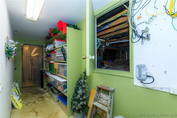 $525,000 | 23 Leisure Road, Eldon, MO 65026