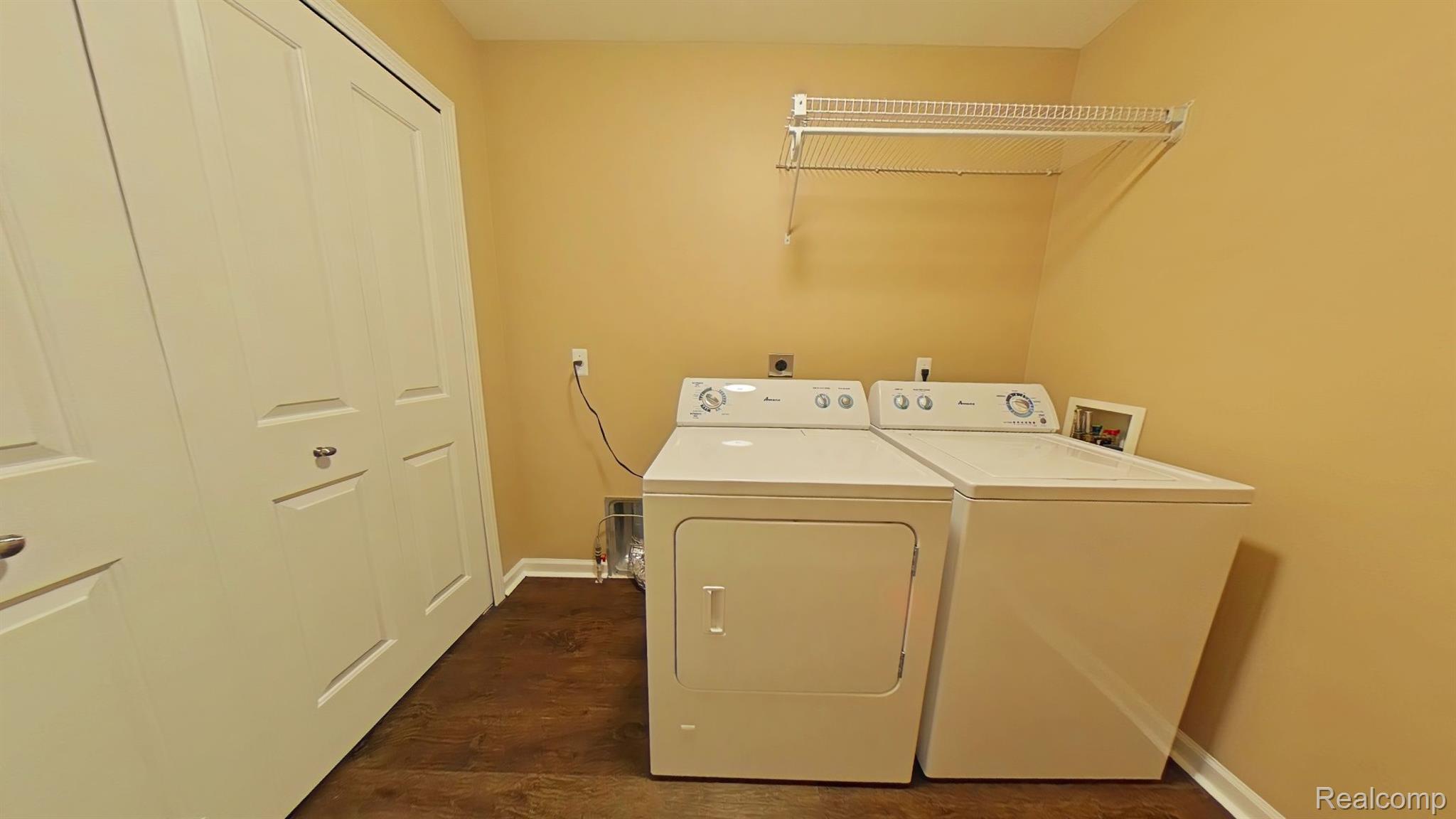3979 Berkeley Avenue Canton, MI 48188 - Photo 14 of 16