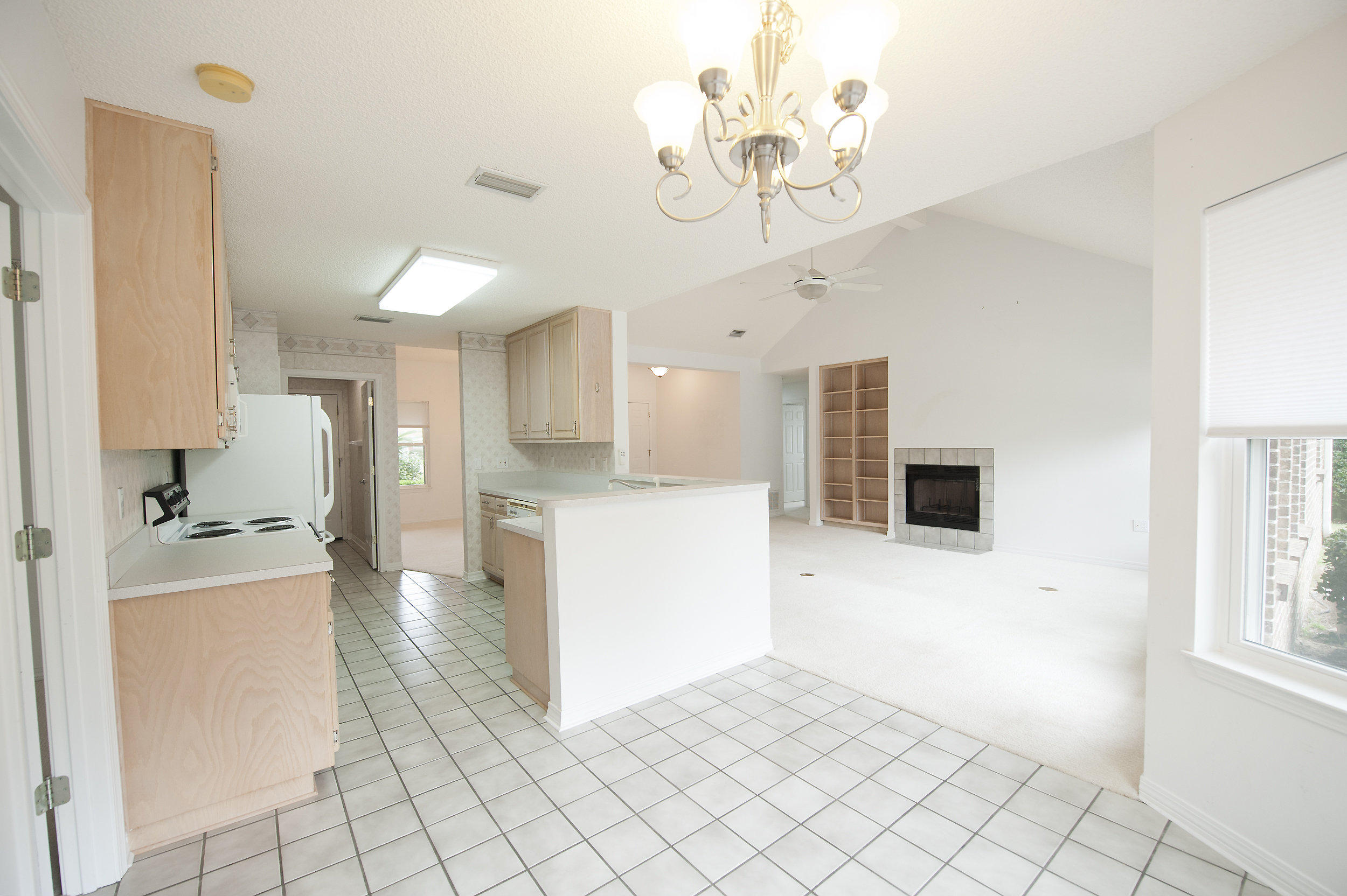 2557 Crescent Road Navarre, FL 32566 - Photo 28 of 48 a very nice looking room with a large window