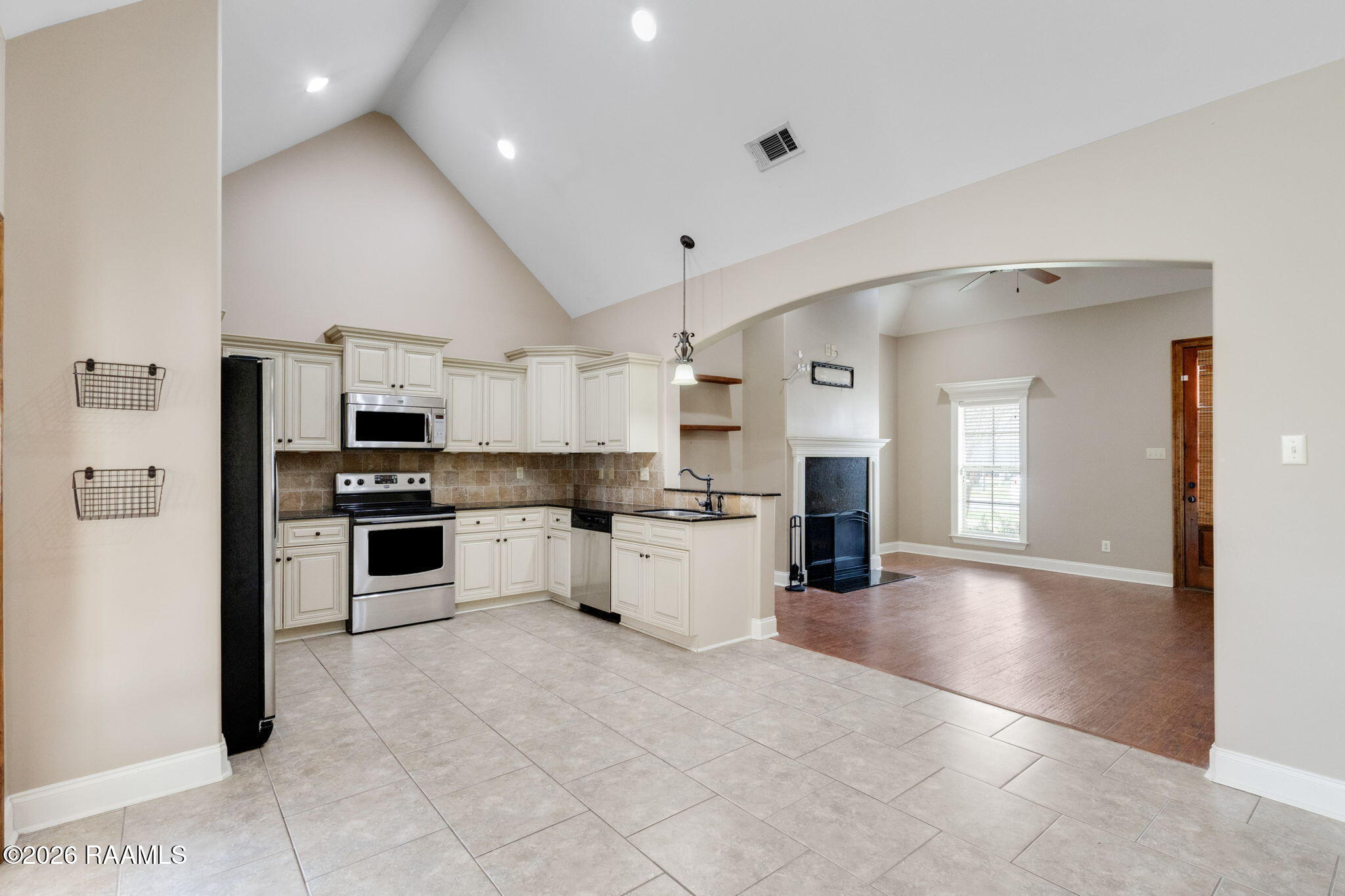 110 Mirada Lane Lafayette, LA 70508 - Photo 5 of 18 29-web-or-mls-110 Mirada Ln-17