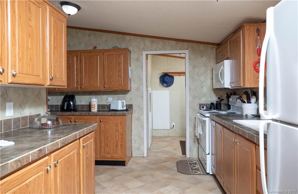 4927 Tinkers Creek Road Edgemoor, SC 29712 - Photo 3 of 18 Gallery Image 3