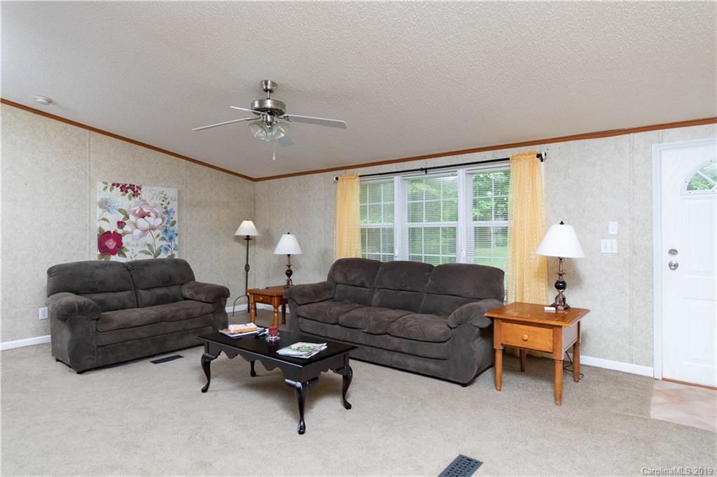 4927 Tinkers Creek Road Edgemoor, SC 29712 - Photo 5 of 18 Gallery Image 5
