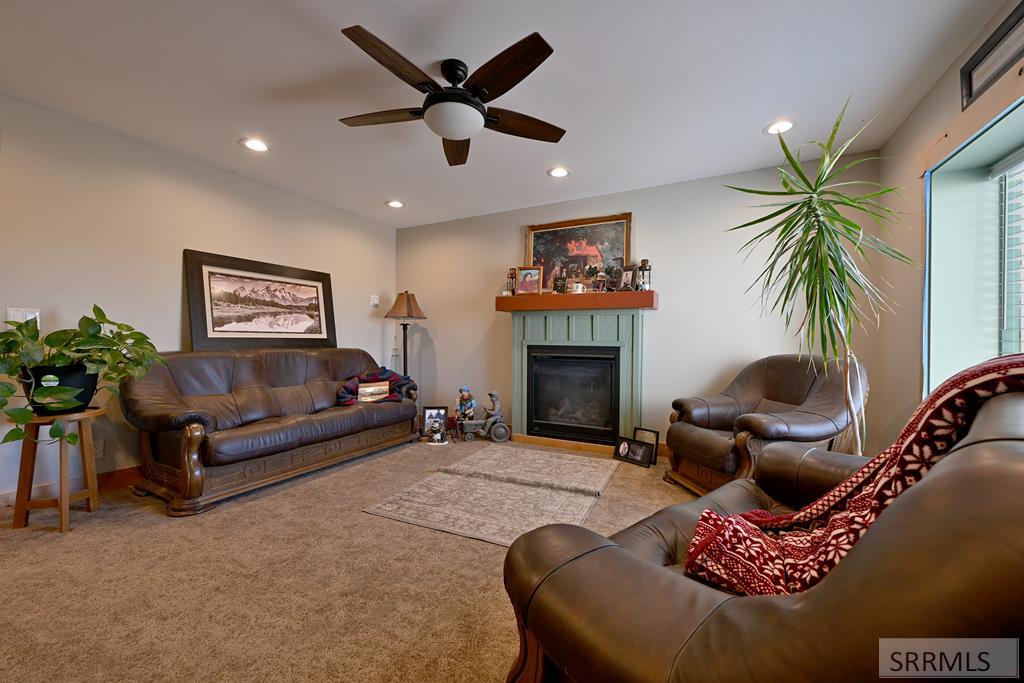 7243 Ards Road Tetonia, ID 83452 - Photo 17 of 37 Living Room w/ Fireplace