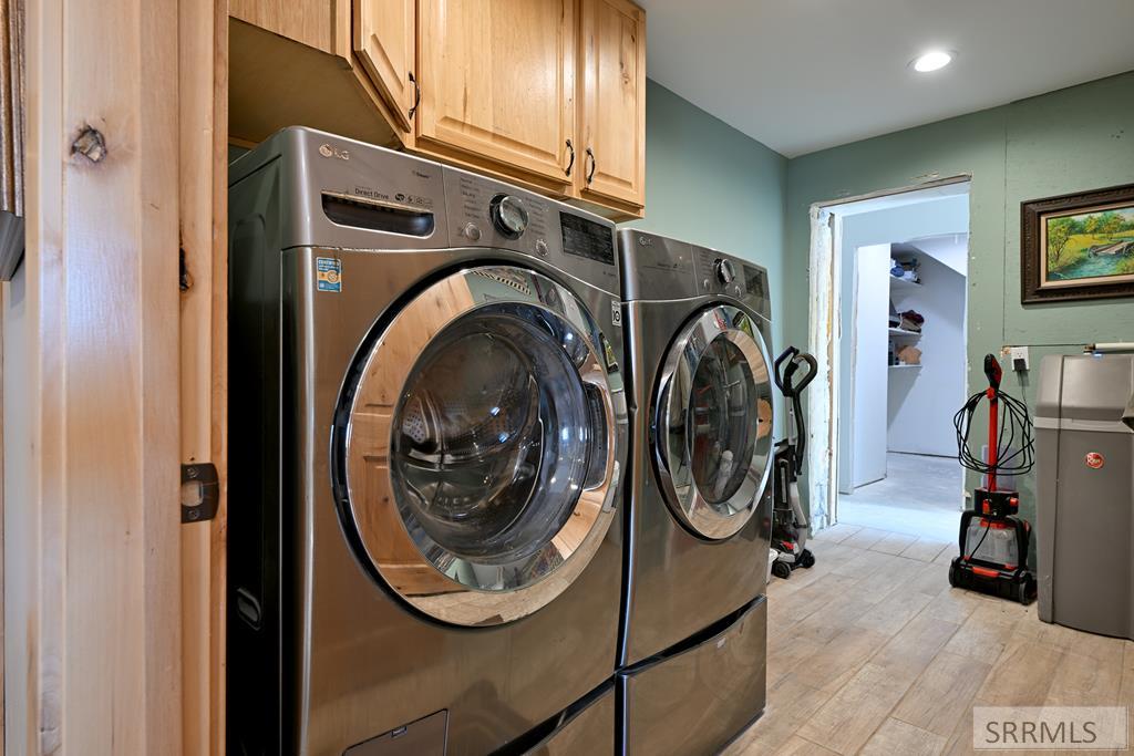 7243 Ards Road Tetonia, ID 83452 - Photo 24 of 37 Laundry Room