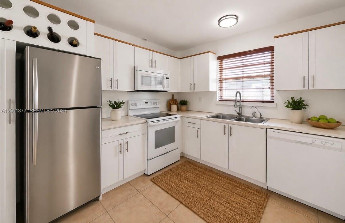 8241 Southwest 12th Terrace Miami, FL 33144 - Photo 5 of 21 Photo 5