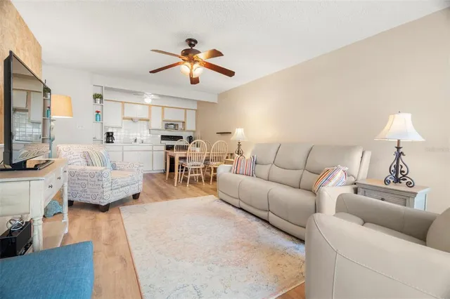 $134,999 | 4353 Tahitian Gardens Circle, Unit B, Holiday, FL 34691