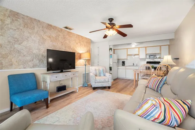 $134,999 | 4353 Tahitian Gardens Circle, Unit B, Holiday, FL 34691