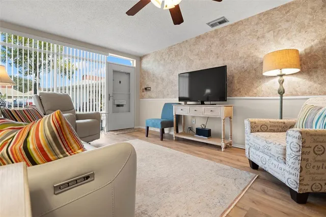 $134,999 | 4353 Tahitian Gardens Circle, Unit B, Holiday, FL 34691