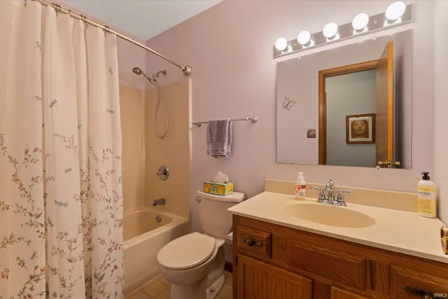 $290,000 | 54921 Luan Drive, Osceola, IN 46561