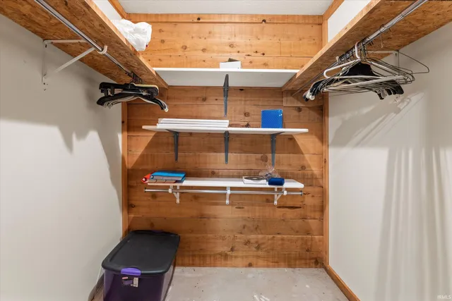 $290,000 | 54921 Luan Drive, Osceola, IN 46561