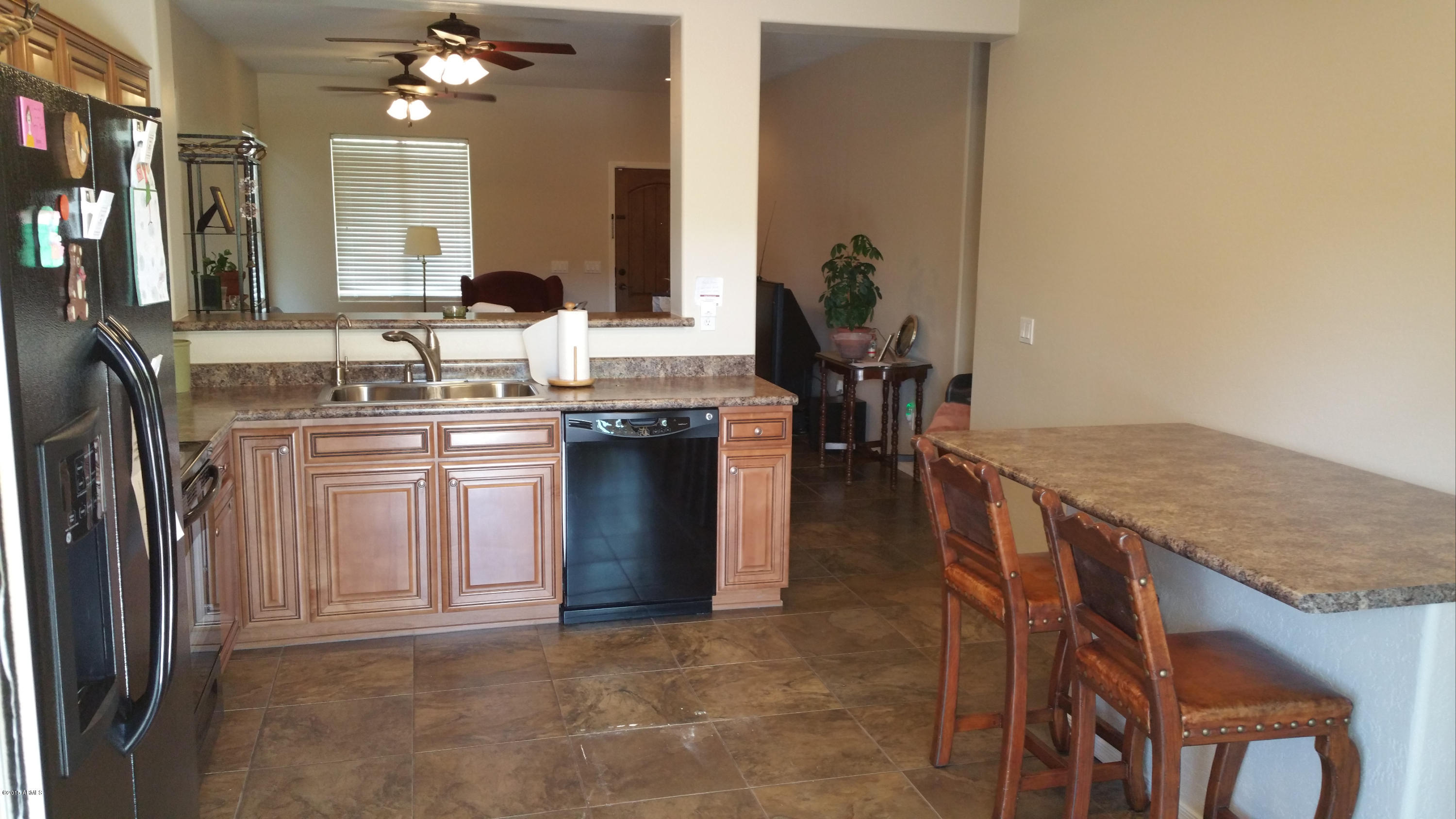 2515 West Beautiful Lane Phoenix, AZ 85041 - Photo 13 of 35 20150329_113014