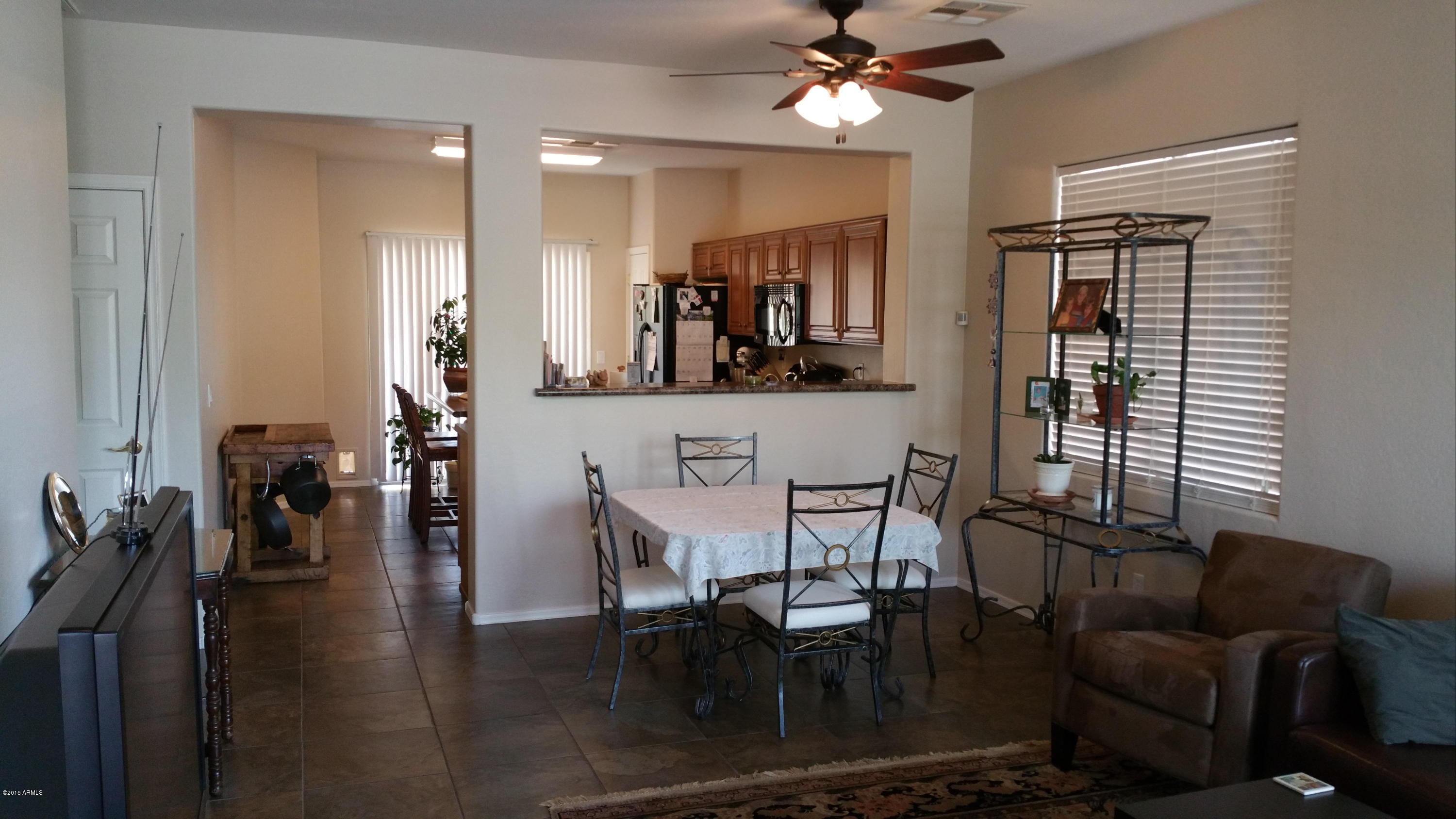 2515 West Beautiful Lane Phoenix, AZ 85041 - Photo 6 of 35 20150329_111918