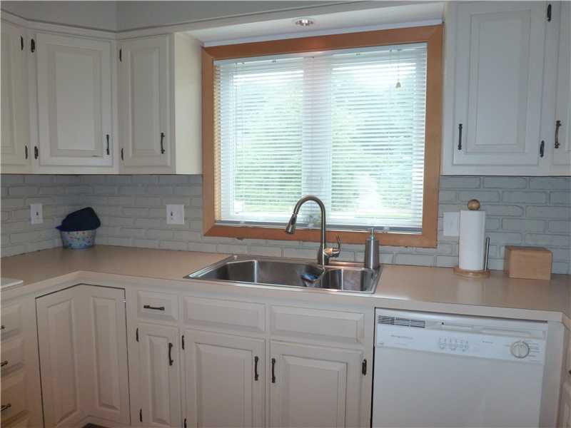 4042 Post Road, Unit 8 Warwick, RI 02886 - Photo 6 of 17 Kitchen.