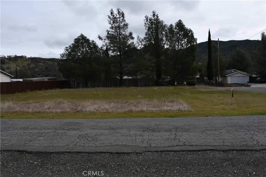 2360 Spring Valley Road Clearlake Oaks, CA 95423 - Photo 9 of 13