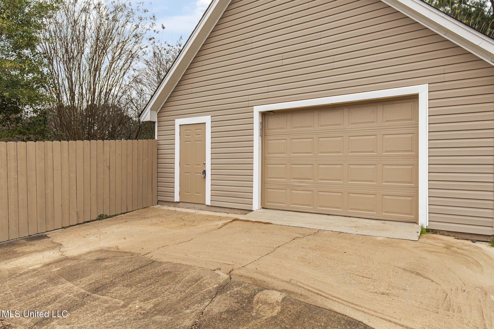 6760 South Siwell Road Byram, MS 39272 - Photo 54 of 66 57-web-or-mls-6760 S Siwell-57