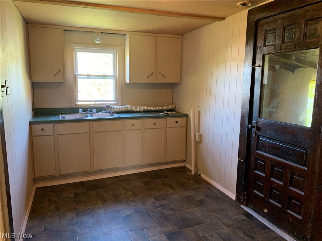 2443 South Street Midvale, OH 44653 - Photo 14 of 22