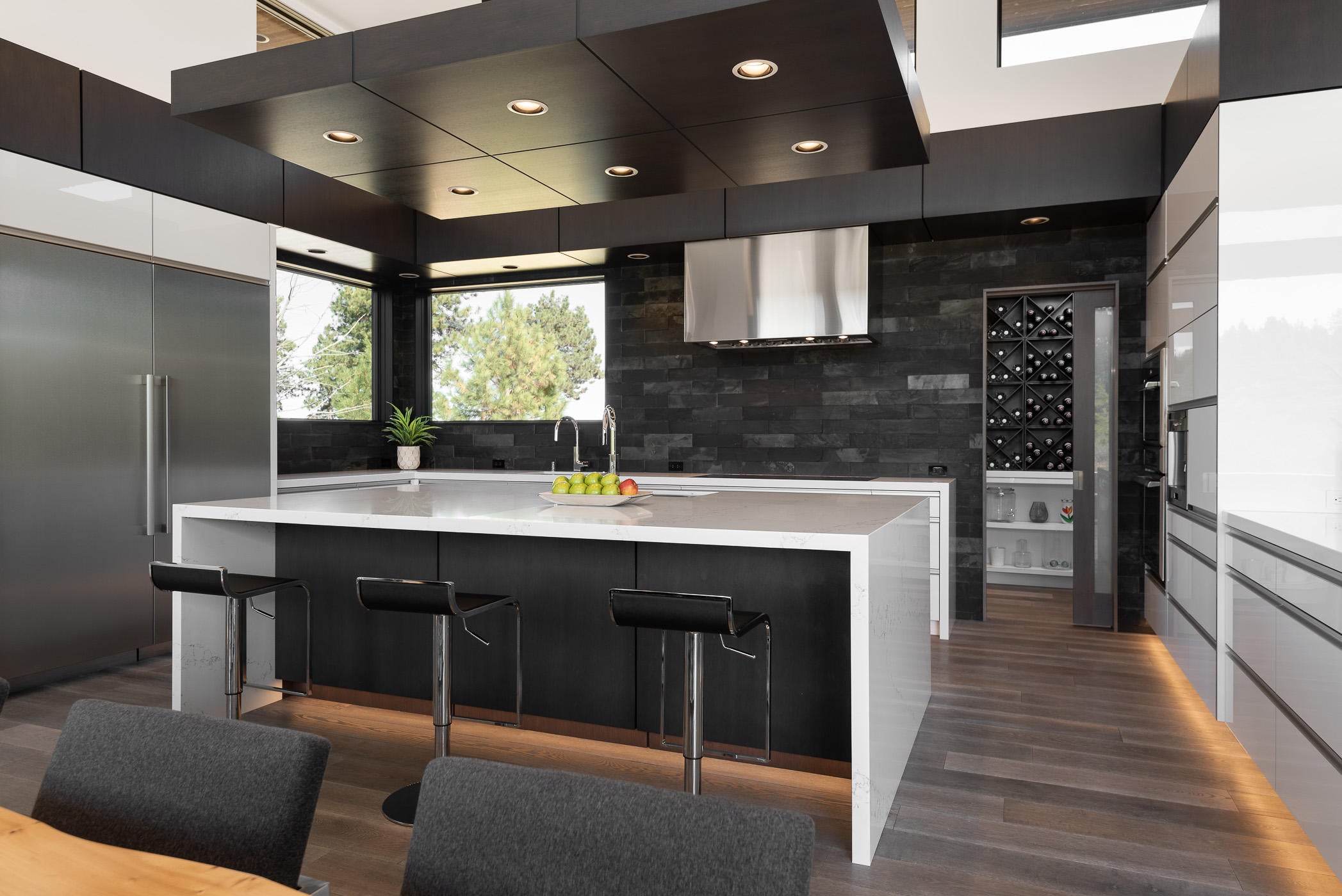 61381 Southwest Bonneville Loop Bend, OR 97702 - Photo 17 of 56 17Into KitchenBonneville_Natalie-36