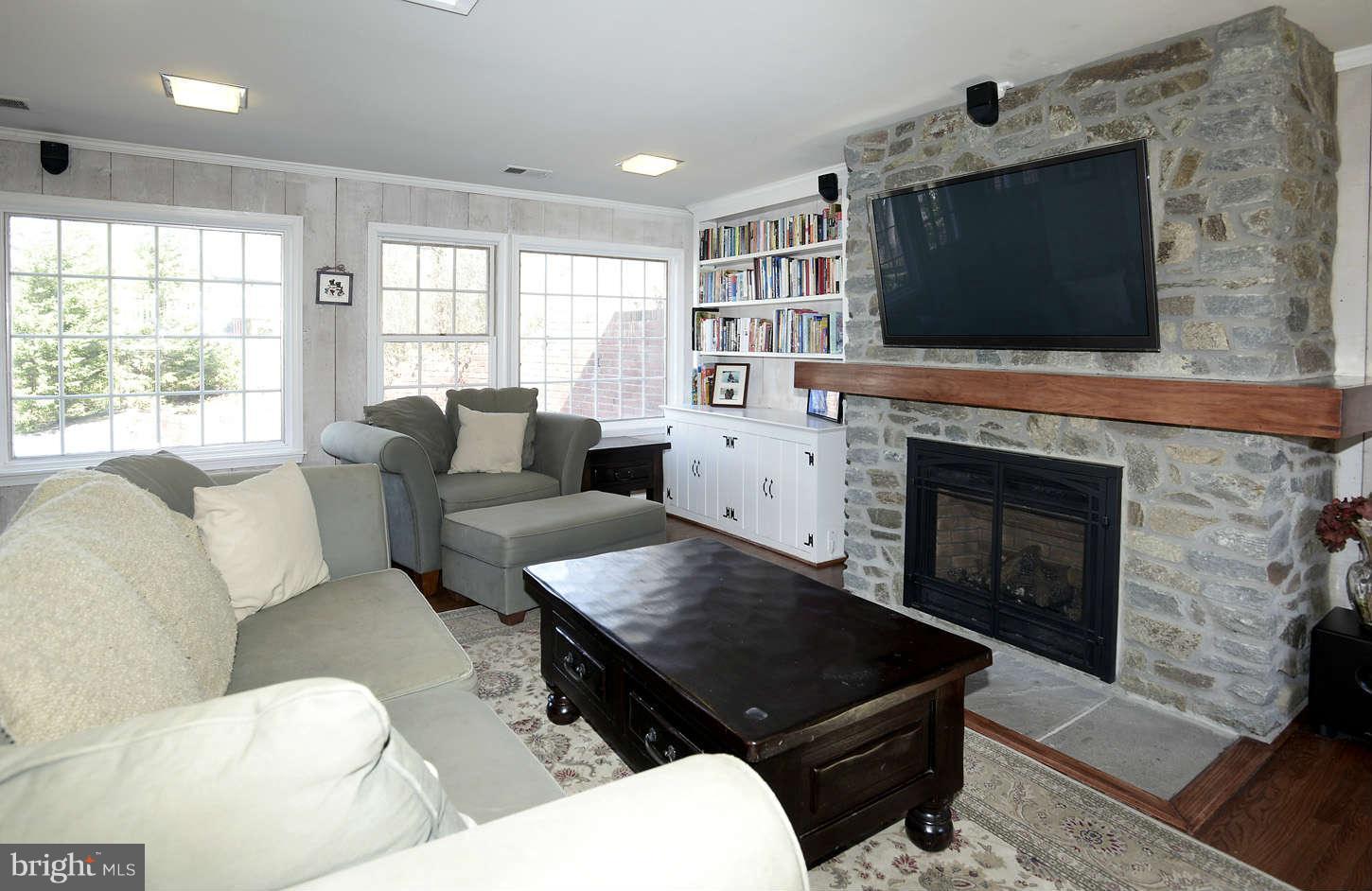 5905 Harwick Road Bethesda, MD 20816 - Photo 7 of 20 Family Room