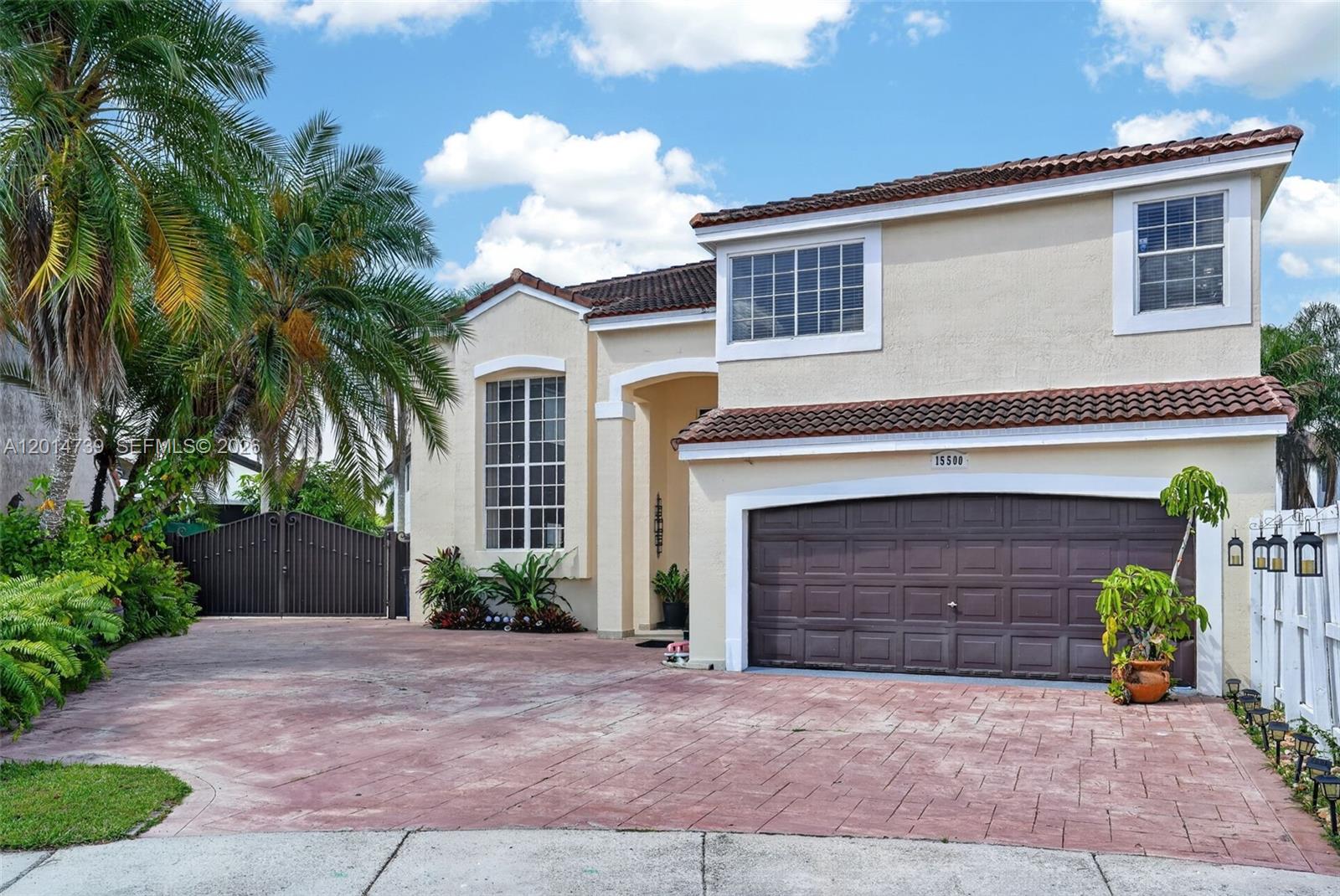 15500 Southwest 99th Lane Miami, FL 33196 - Photo 1 of 72