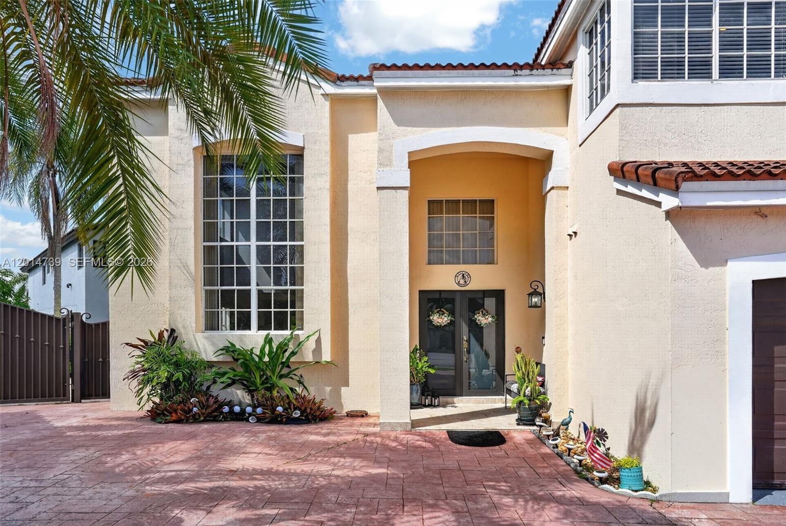 15500 Southwest 99th Lane Miami, FL 33196 - Photo 5 of 72