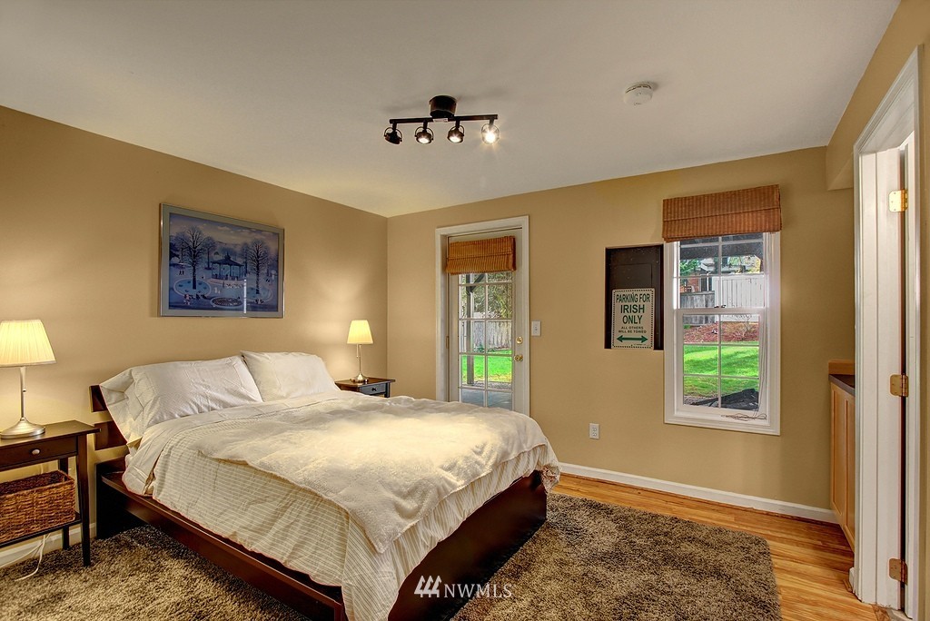 10424 Northeast 196th Street Bothell, WA 98011 - Photo 18 of 20 Gallery Image 18
