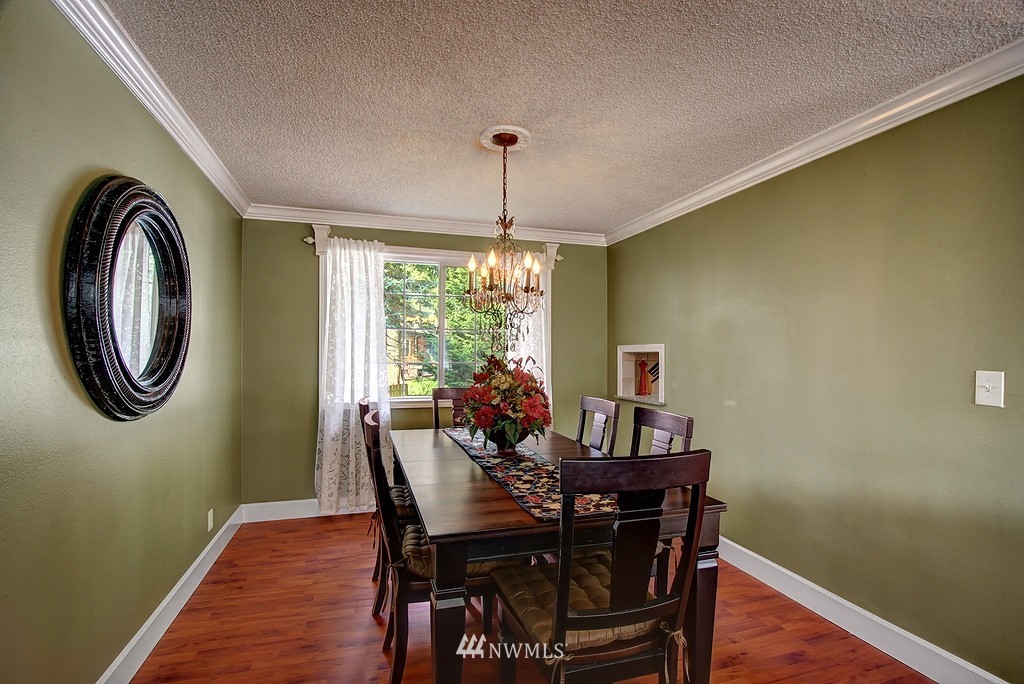 10424 Northeast 196th Street Bothell, WA 98011 - Photo 8 of 20 Gallery Image 8