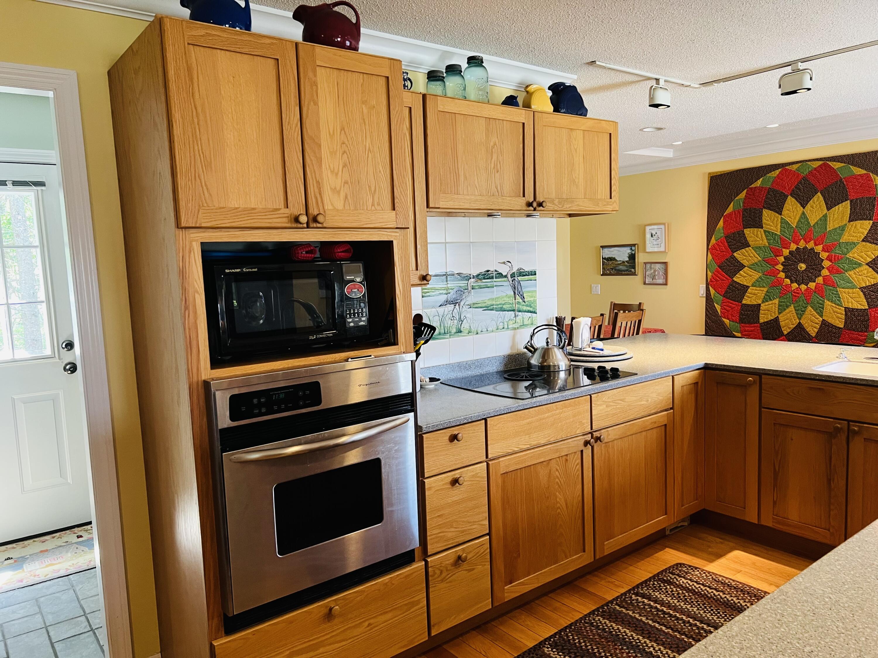 28 A Richardson Road, Unit 11 Tremont, ME 04653 - Photo 17 of 58 Kitchen