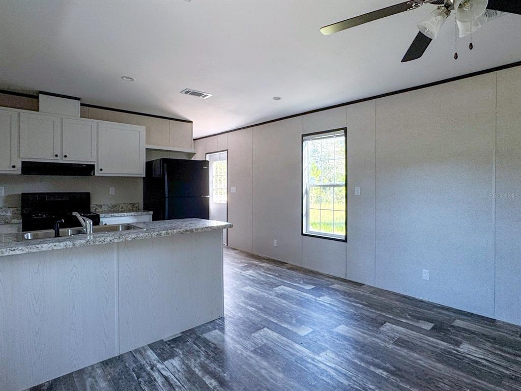 9448 Rousseau Street Webster, FL 33597 - Photo 14 of 18