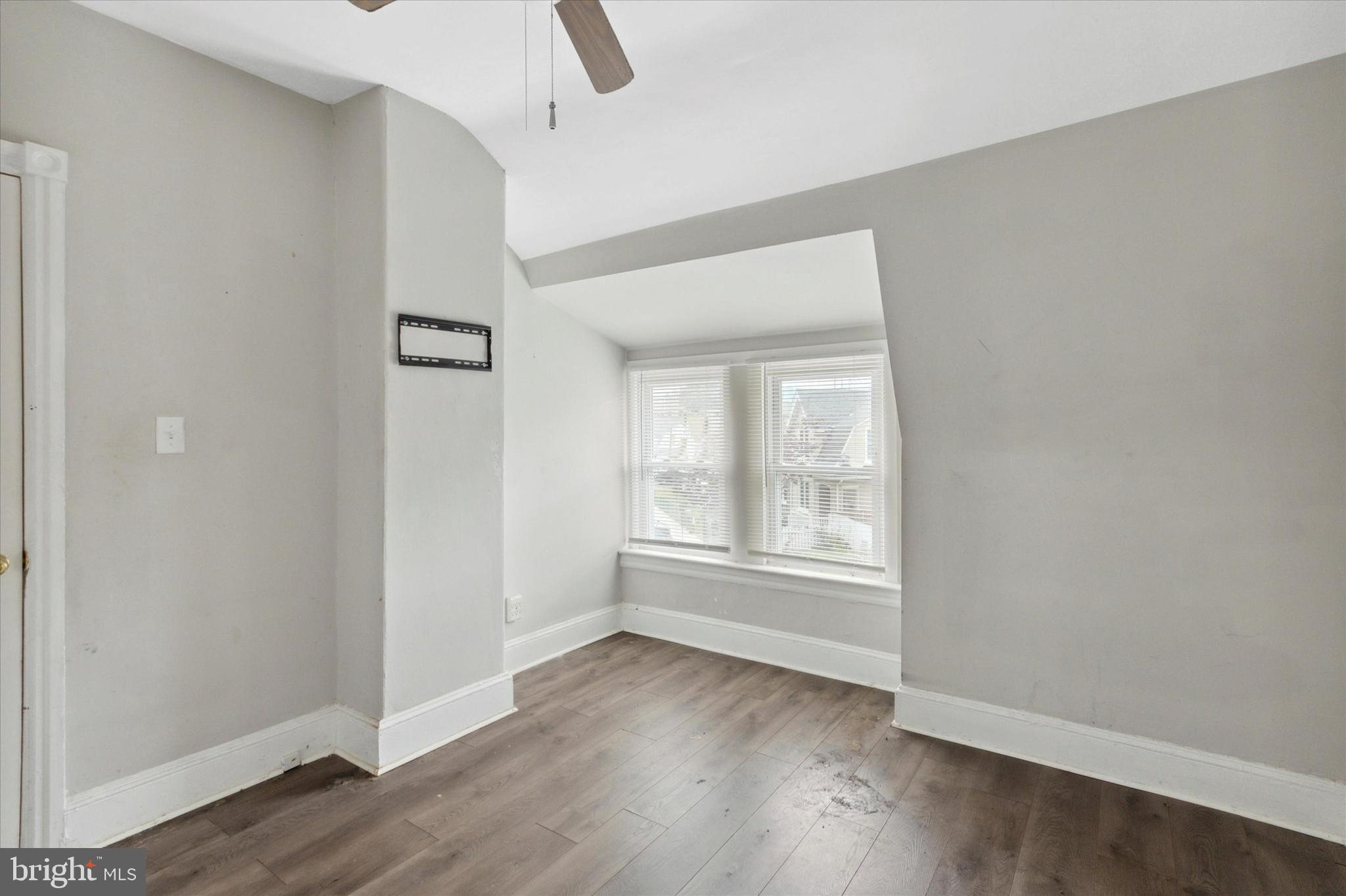 9 Spruce Street Marcus Hook, PA 19061 - Photo 9 of 15