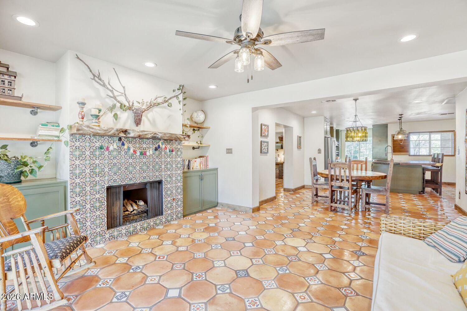 5312 North 9th Street Phoenix, AZ 85014 - Photo 15 of 41 FAMILY ROOM 1