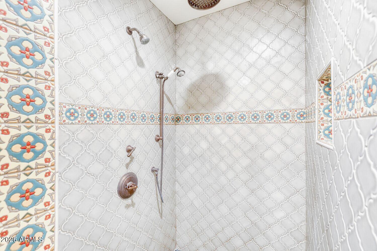 5312 North 9th Street Phoenix, AZ 85014 - Photo 21 of 41 MAIN BATH