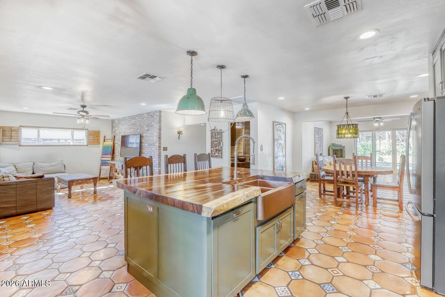 5312 North 9th Street Phoenix, AZ 85014 - Photo 4 of 41 KITCHEN 4