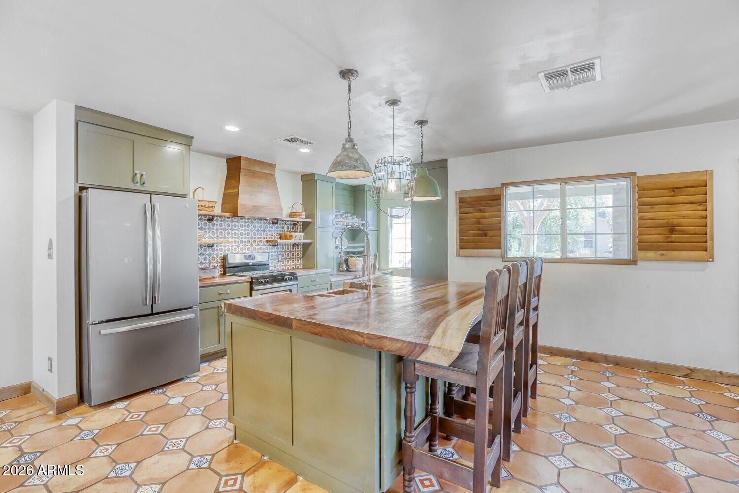 5312 North 9th Street Phoenix, AZ 85014 - Photo 5 of 41 KITCHEN 2