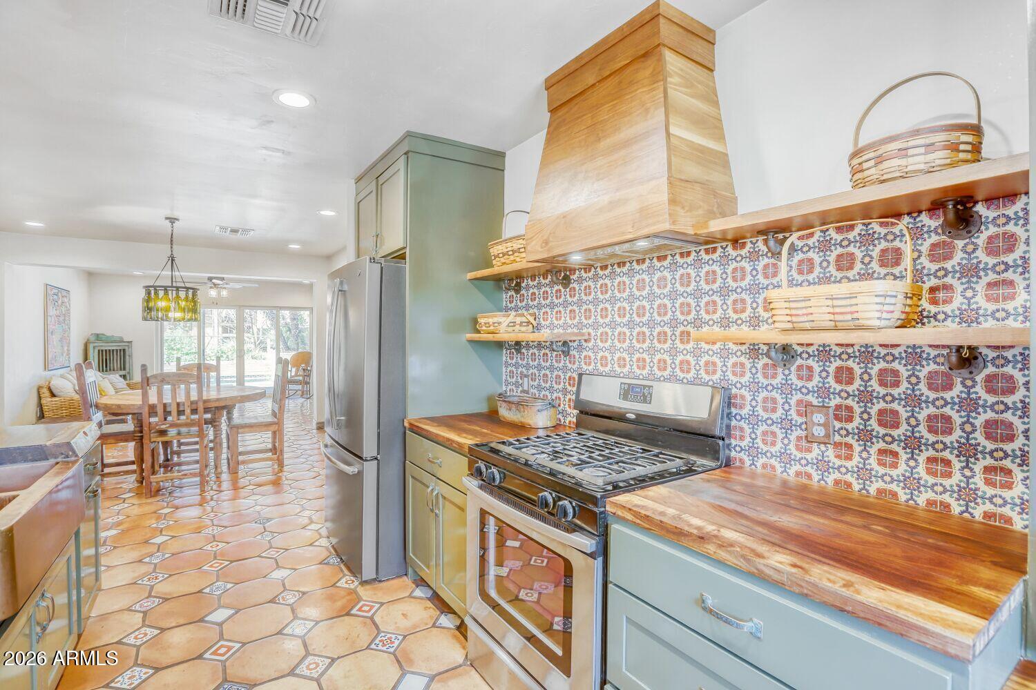 5312 North 9th Street Phoenix, AZ 85014 - Photo 7 of 41 KITCHEN 5