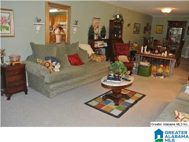 1810 A Oakleaf Lane Center Point, AL 35215 - Photo 2 of 16