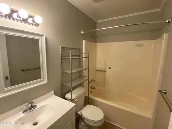 $295,000 | 102 Colonial Street, Beaufort, NC 28516