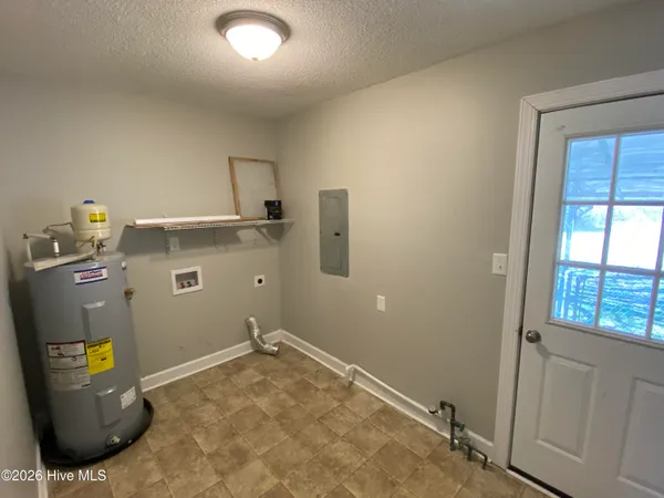 $295,000 | 102 Colonial Street, Beaufort, NC 28516