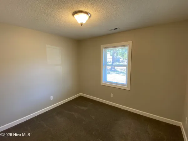 $295,000 | 102 Colonial Street, Beaufort, NC 28516