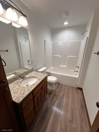 $2,050 | 1726 Aspen Court, New Richmond, WI 54017