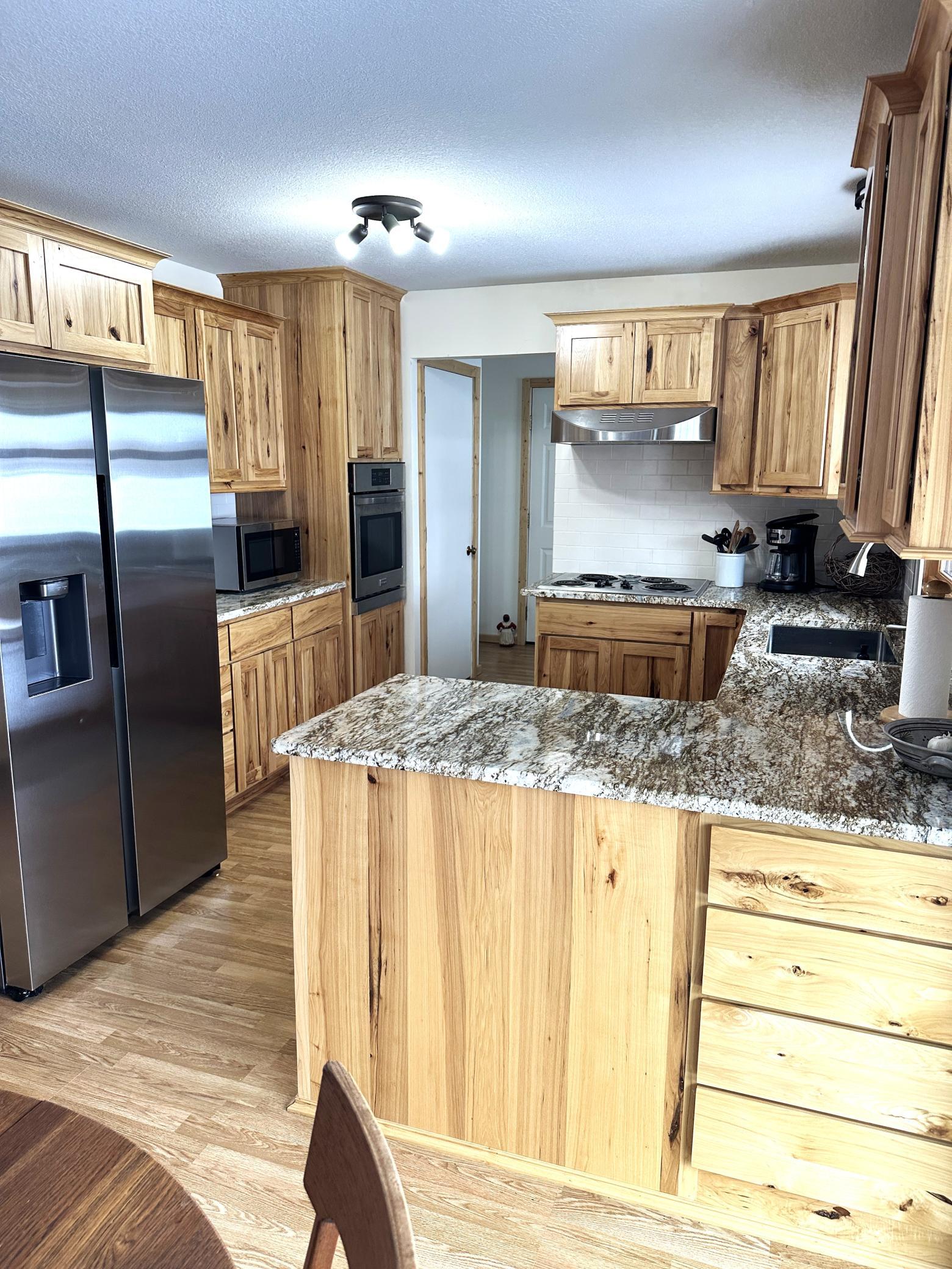 1421 Riverside Drive Northwest Baudette, MN 56623 - Photo 12 of 31