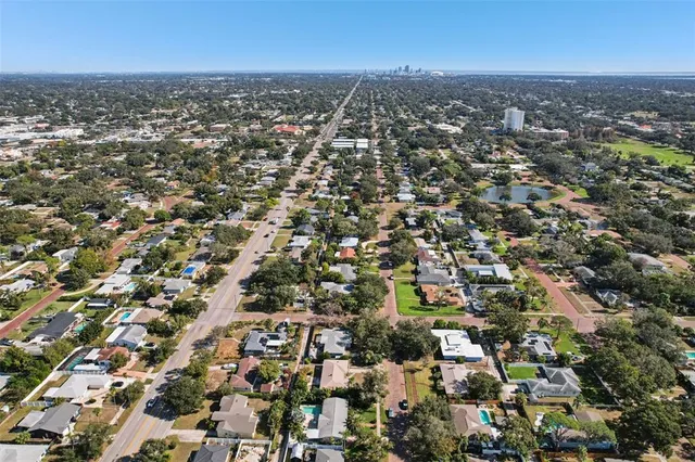 $425,000 | 6221 Dartmouth Avenue North, St. Petersburg, FL 33710