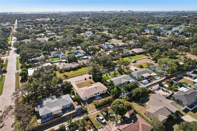 $425,000 | 6221 Dartmouth Avenue North, St. Petersburg, FL 33710