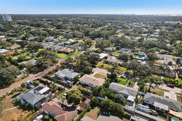 $425,000 | 6221 Dartmouth Avenue North, St. Petersburg, FL 33710