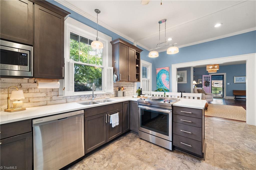 641 South Hawthorne Road Winston-Salem, NC 27103 - Photo 22 of 44