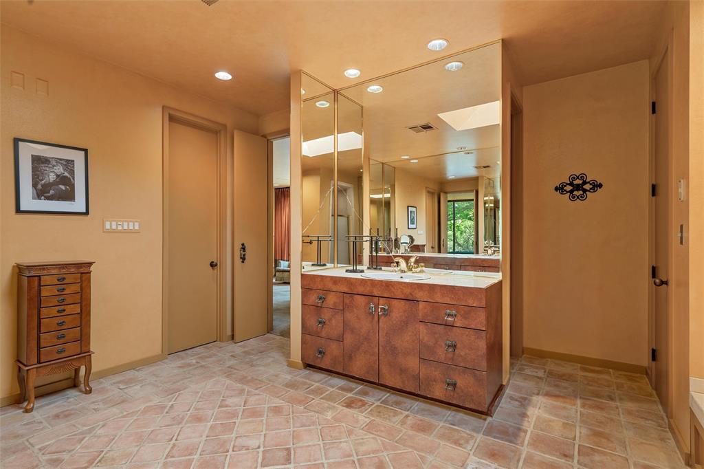 3716 Chimney Ridge Drive Waco, TX 76708 - Photo 15 of 40