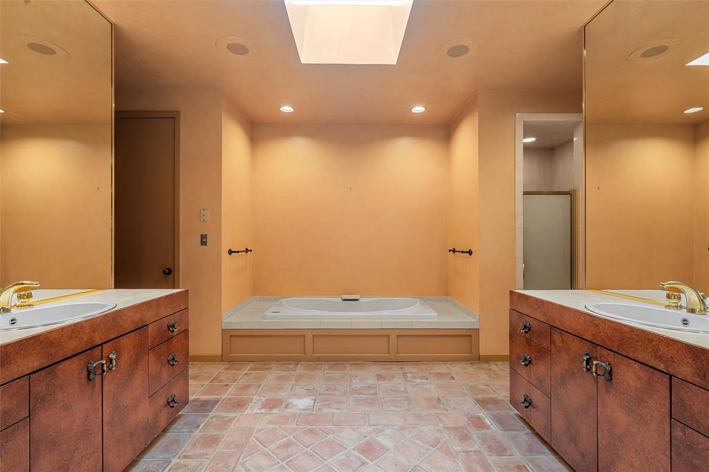 3716 Chimney Ridge Drive Waco, TX 76708 - Photo 16 of 40