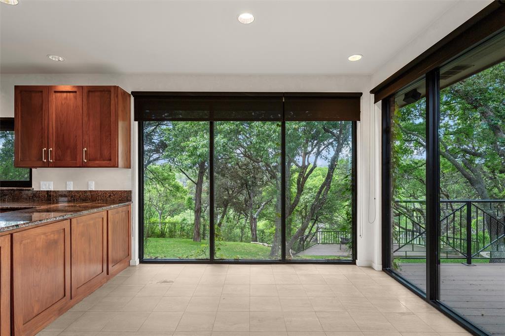 3716 Chimney Ridge Drive Waco, TX 76708 - Photo 8 of 40