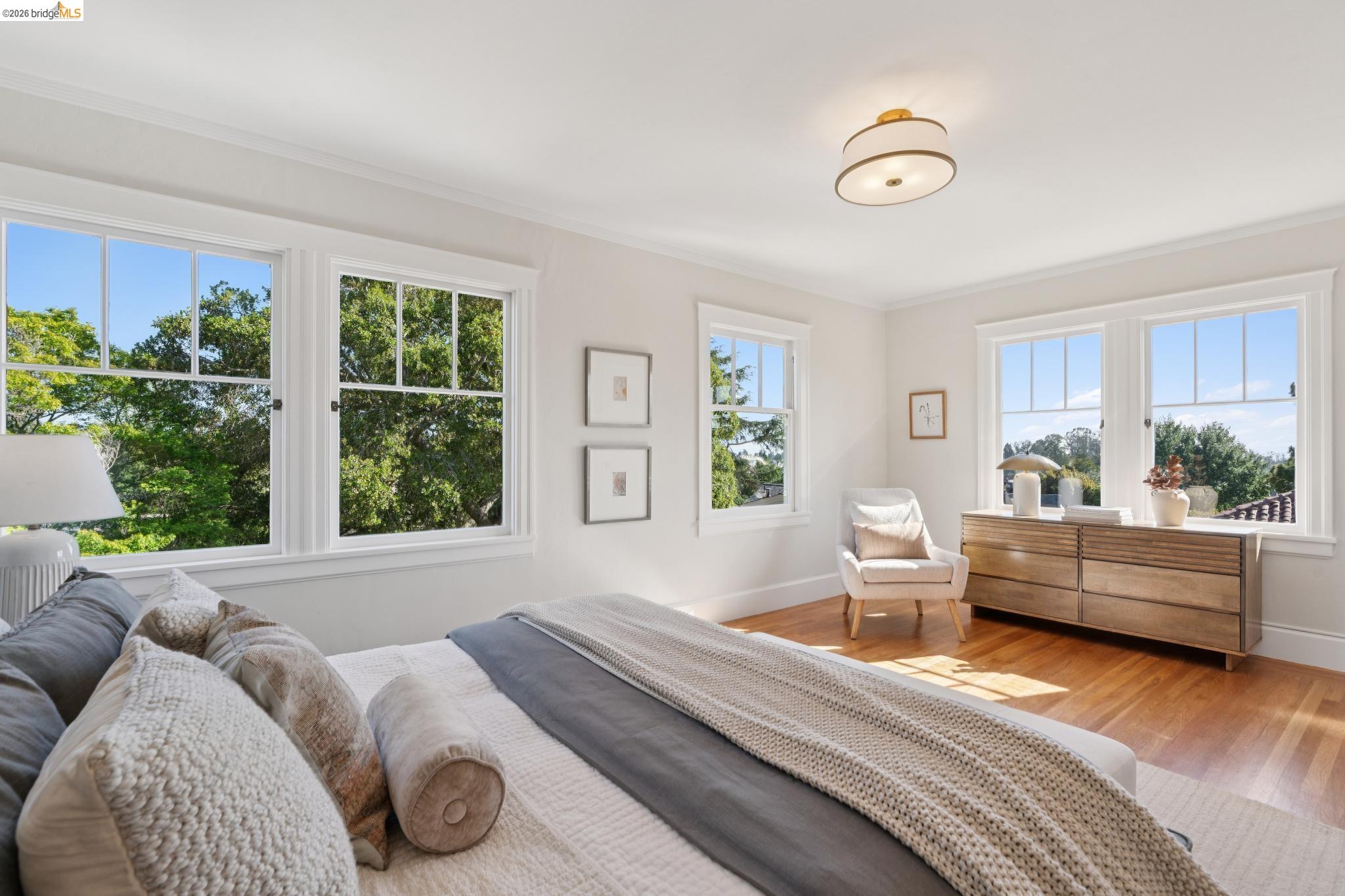 1021 Longridge Road Oakland, CA 94610 - Photo 39 of 61