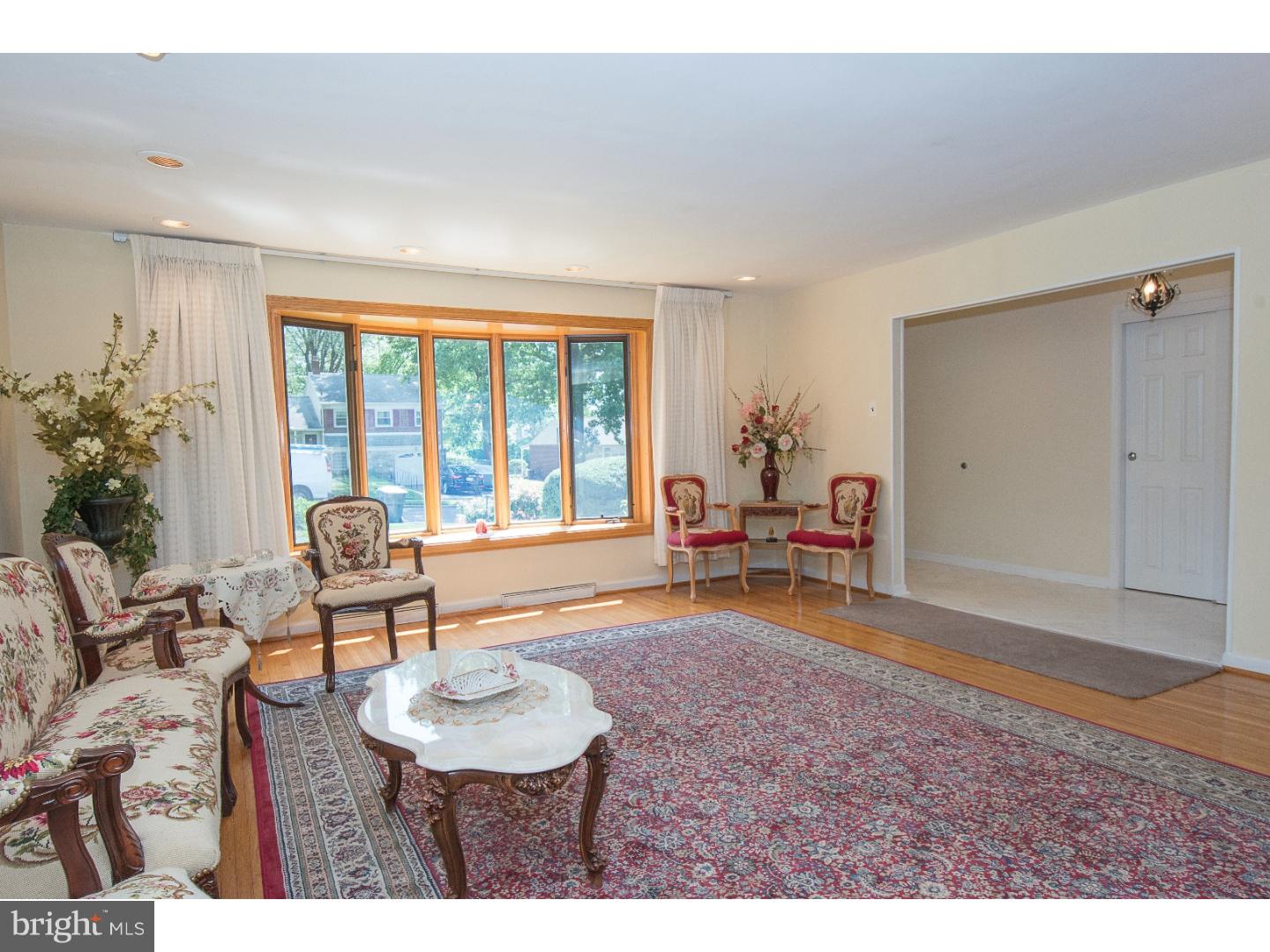 1847 Watson Road Abington, PA 19001 - Photo 5 of 25