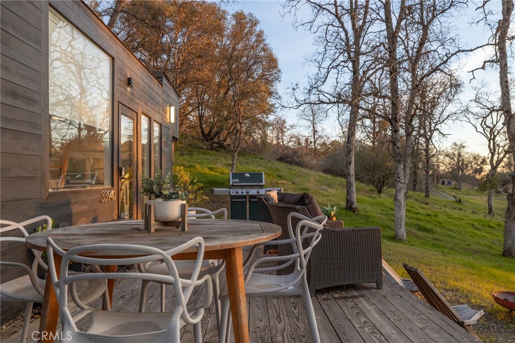 33940 Jennifer Way Coarsegold, CA 93614 - Photo 73 of 75 a view of an outdoor sitting area with furniture